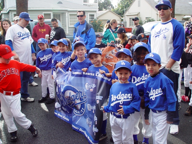The Dodgers before they start their walk up Park Avenue.