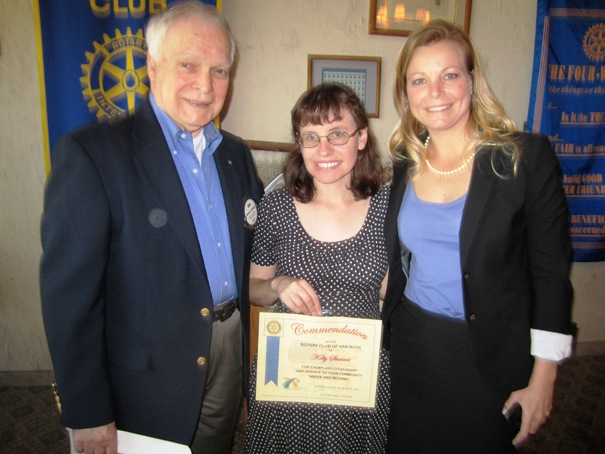Kelly Stewart is flanked by Don Bledstein of the Van Nuys Rotary Club and Keri Giddens of the Tierra del Sol Foundation. Bledstein presented Kelly with her citizenship award.