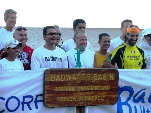 Showing the flexibility of Gumby, Mark Olson (center, front) finished the 135-mile Badwater Ultramarathon in just over 35 hours.