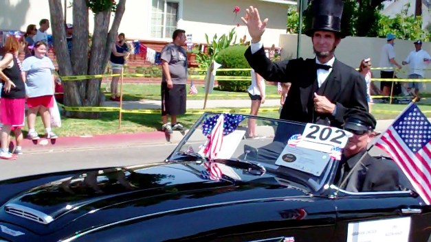 Honest Abe reminded parade-goes that the United States was involved in a great Civil War 150 years ago. By the way, his Gettysburg Address ran only 272. He never was much one for words.
